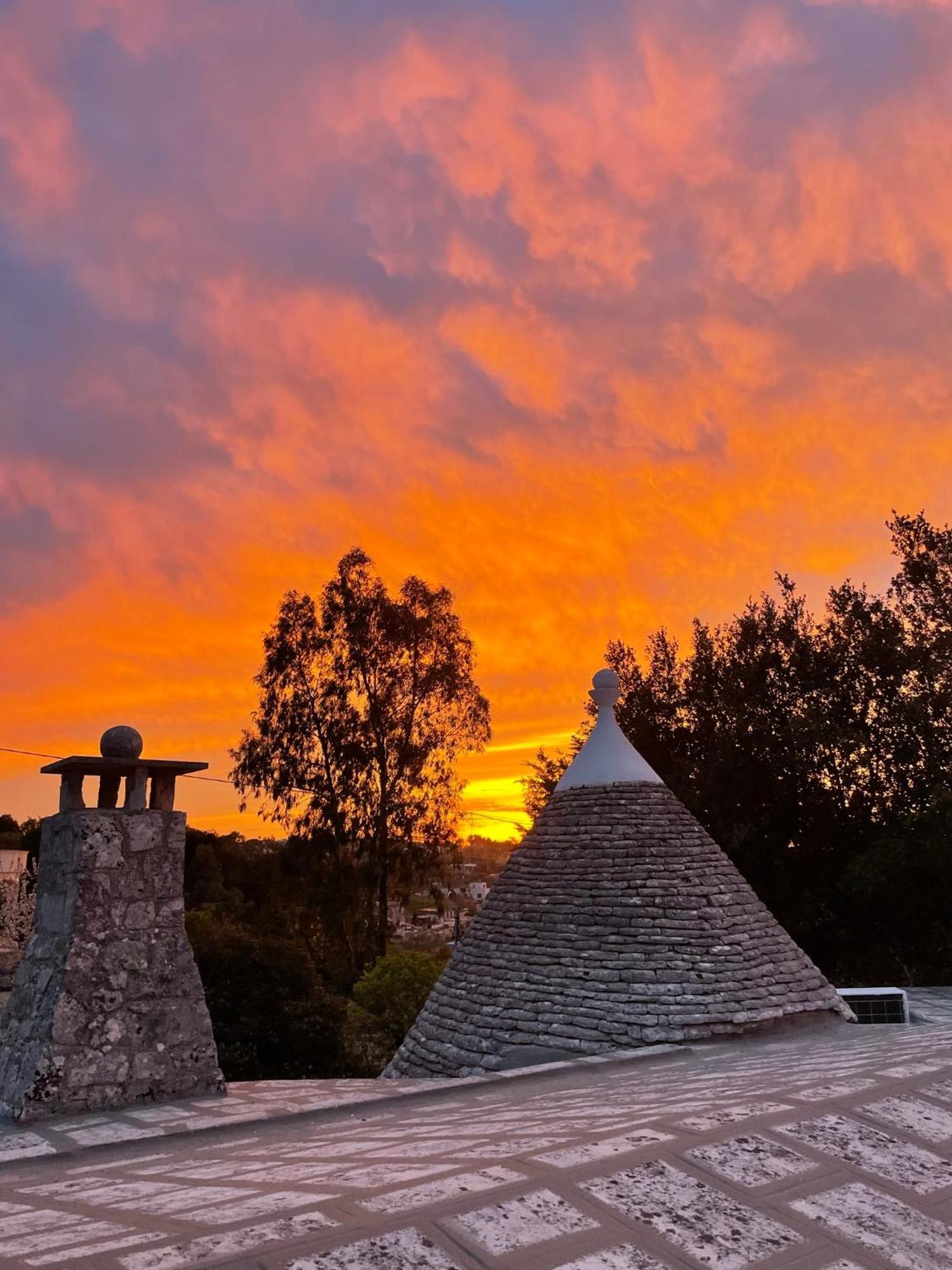 Il Trullo Di Simona Bed and Breakfast Locorotondo Exteriör bild