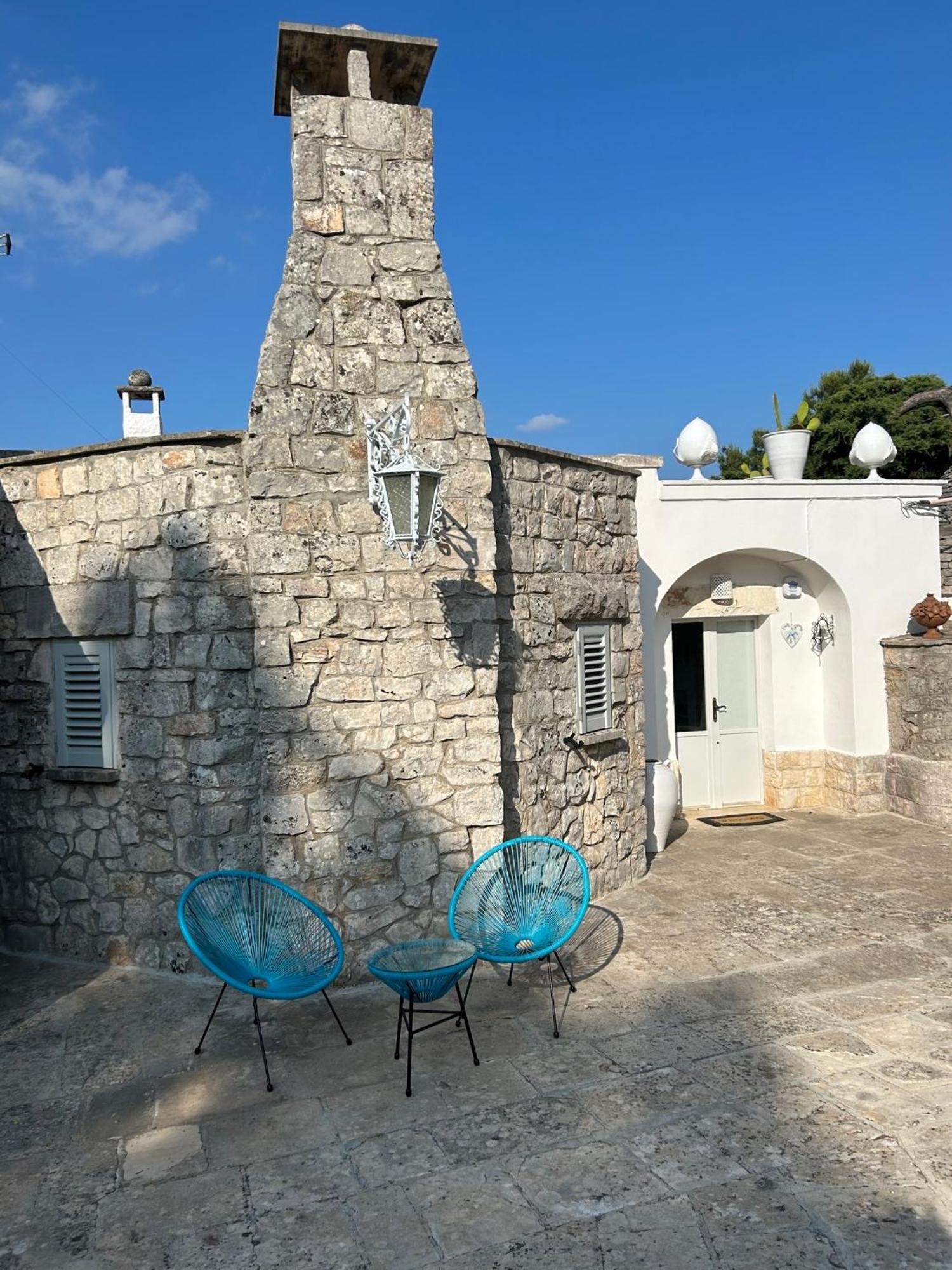 Il Trullo Di Simona Bed and Breakfast Locorotondo Exteriör bild