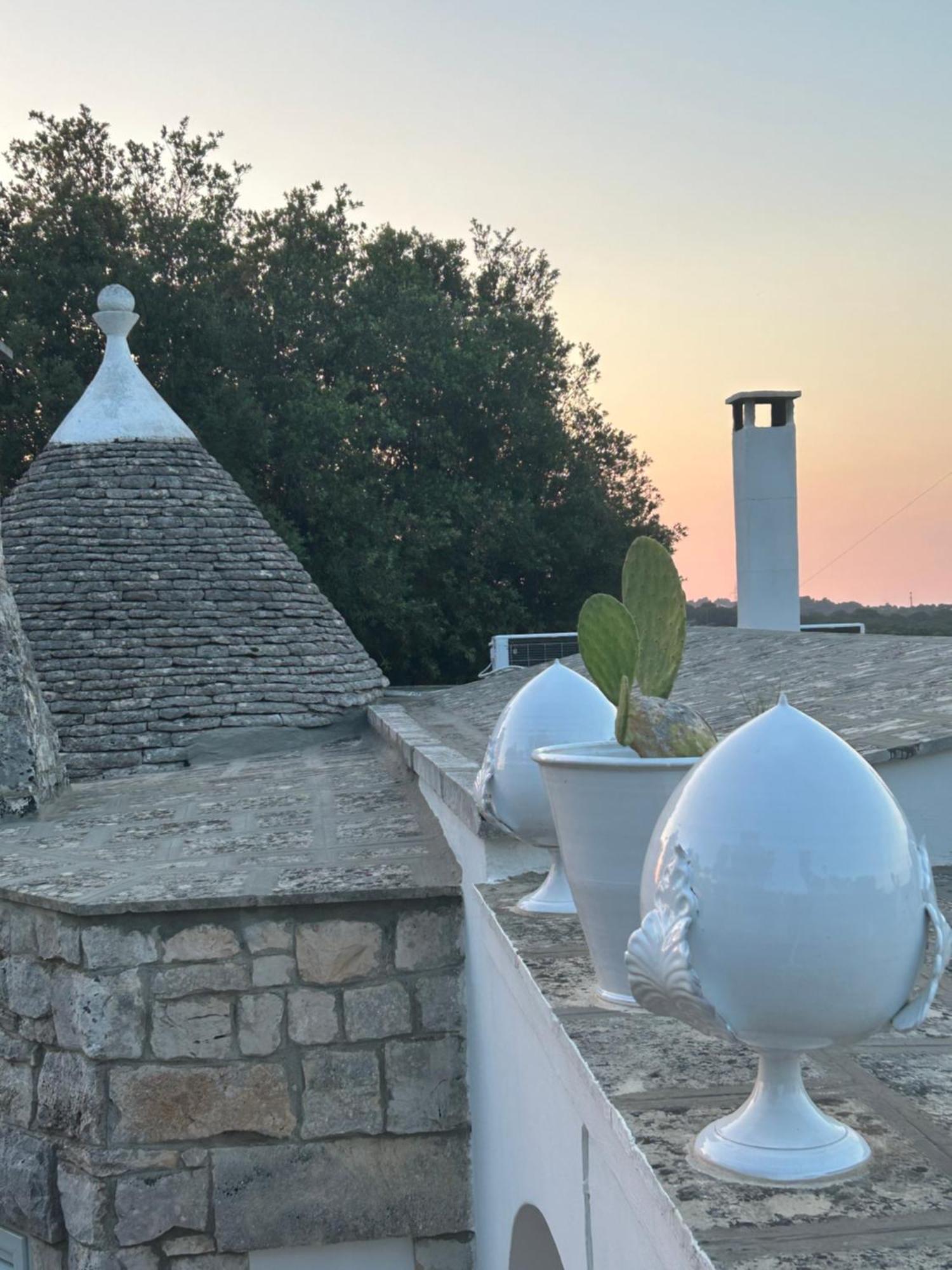 Il Trullo Di Simona Bed and Breakfast Locorotondo Exteriör bild
