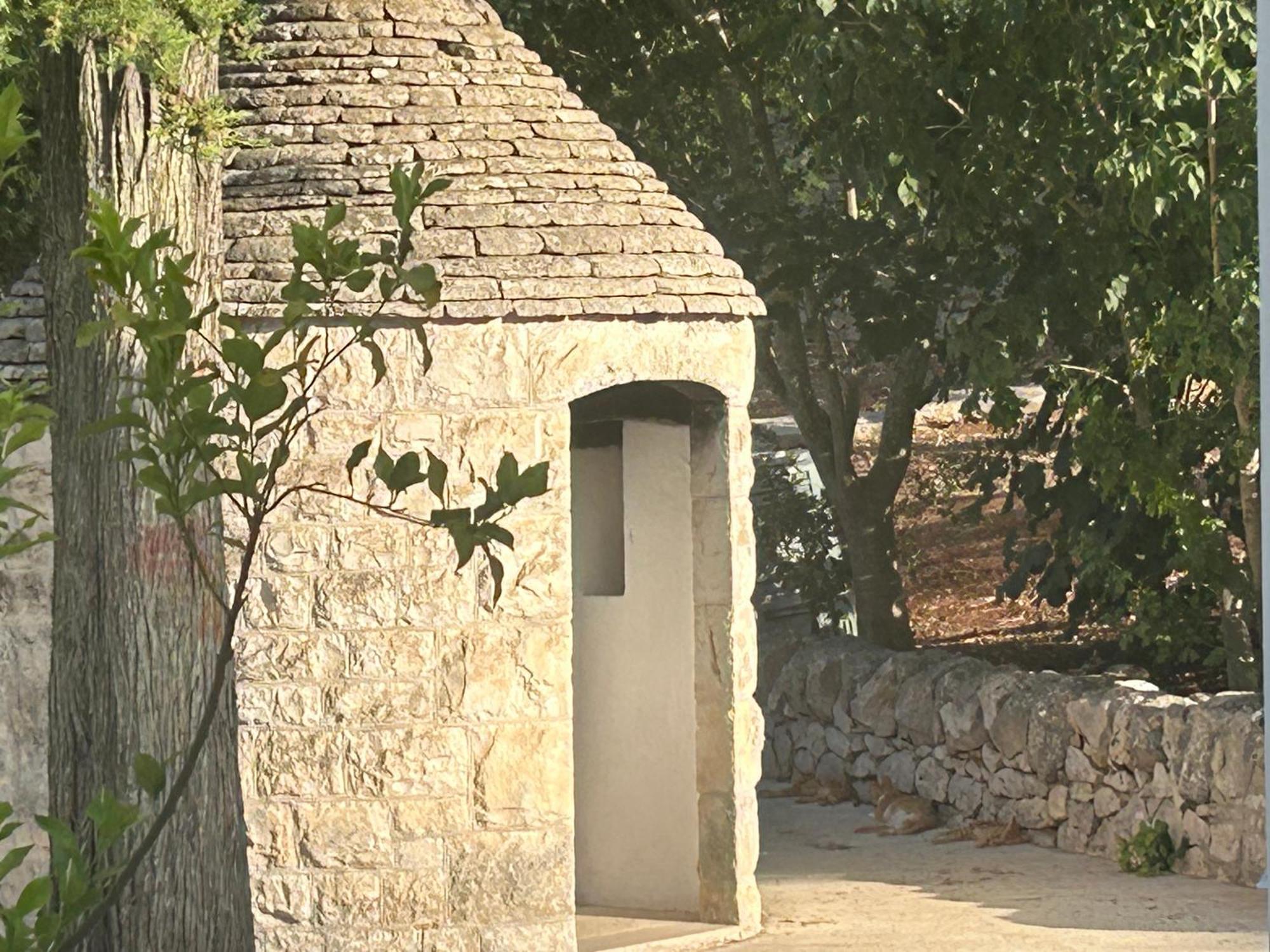Il Trullo Di Simona Bed and Breakfast Locorotondo Exteriör bild