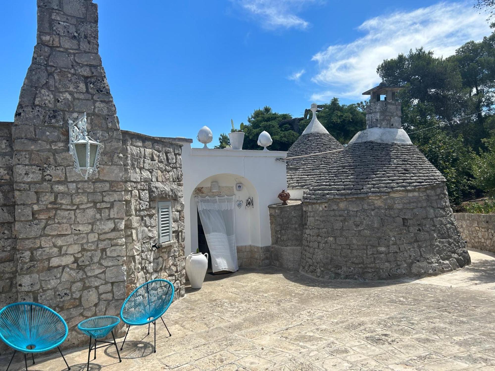 Il Trullo Di Simona Bed and Breakfast Locorotondo Exteriör bild