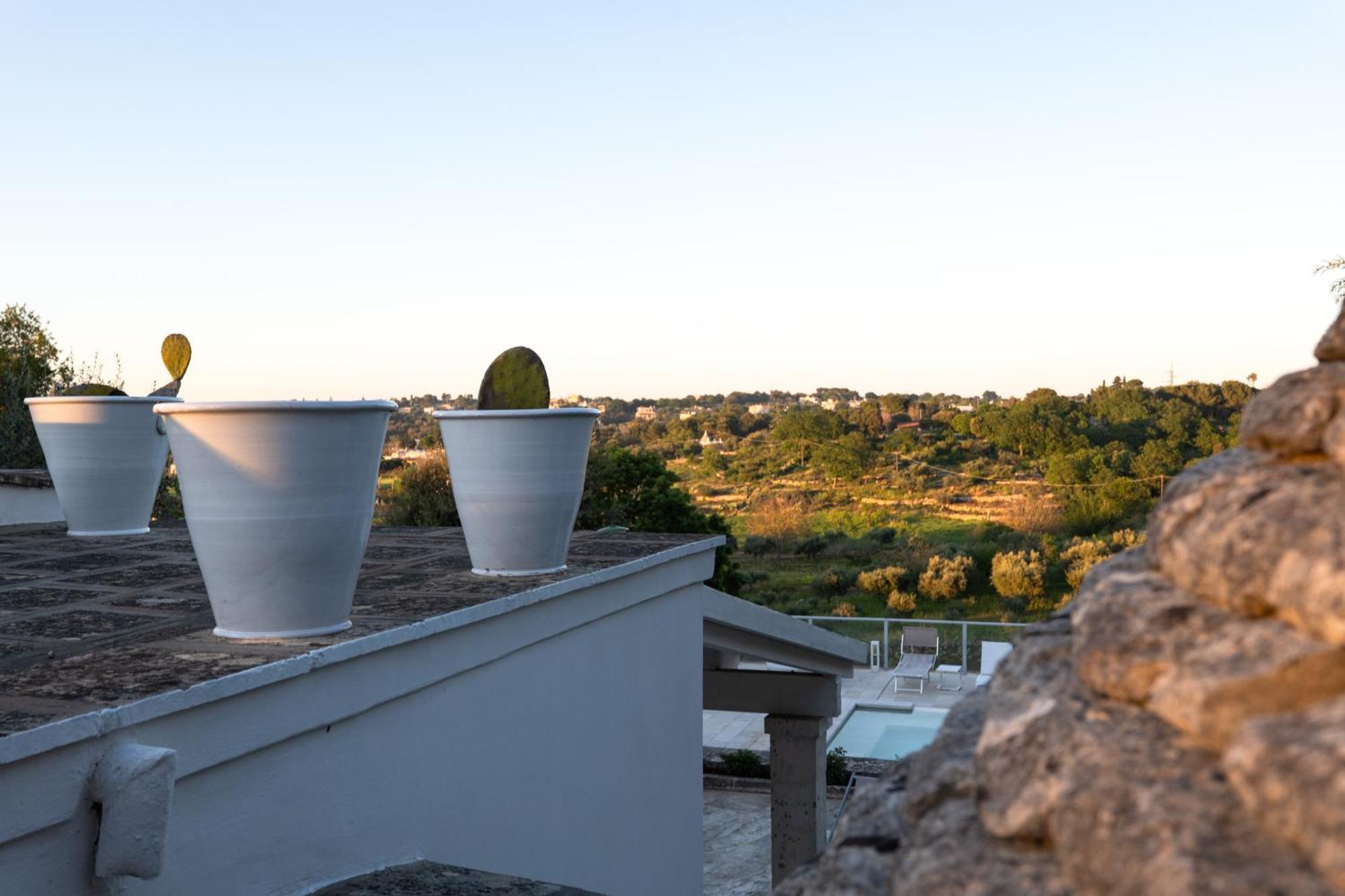 Il Trullo Di Simona Bed and Breakfast Locorotondo Exteriör bild